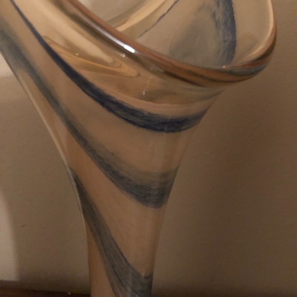 Glass vases - Picture 7 of 8